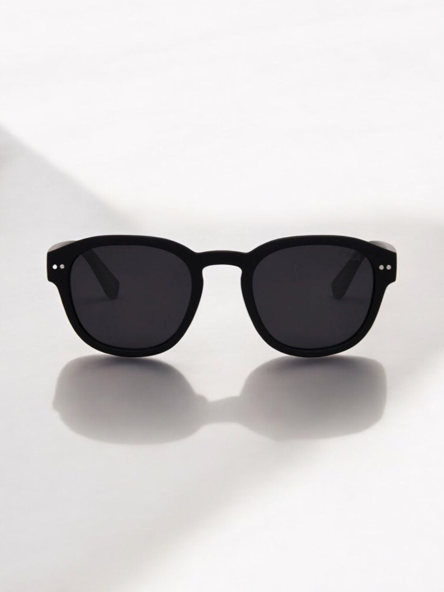 Barton - Black / Smoke Polarized Lens