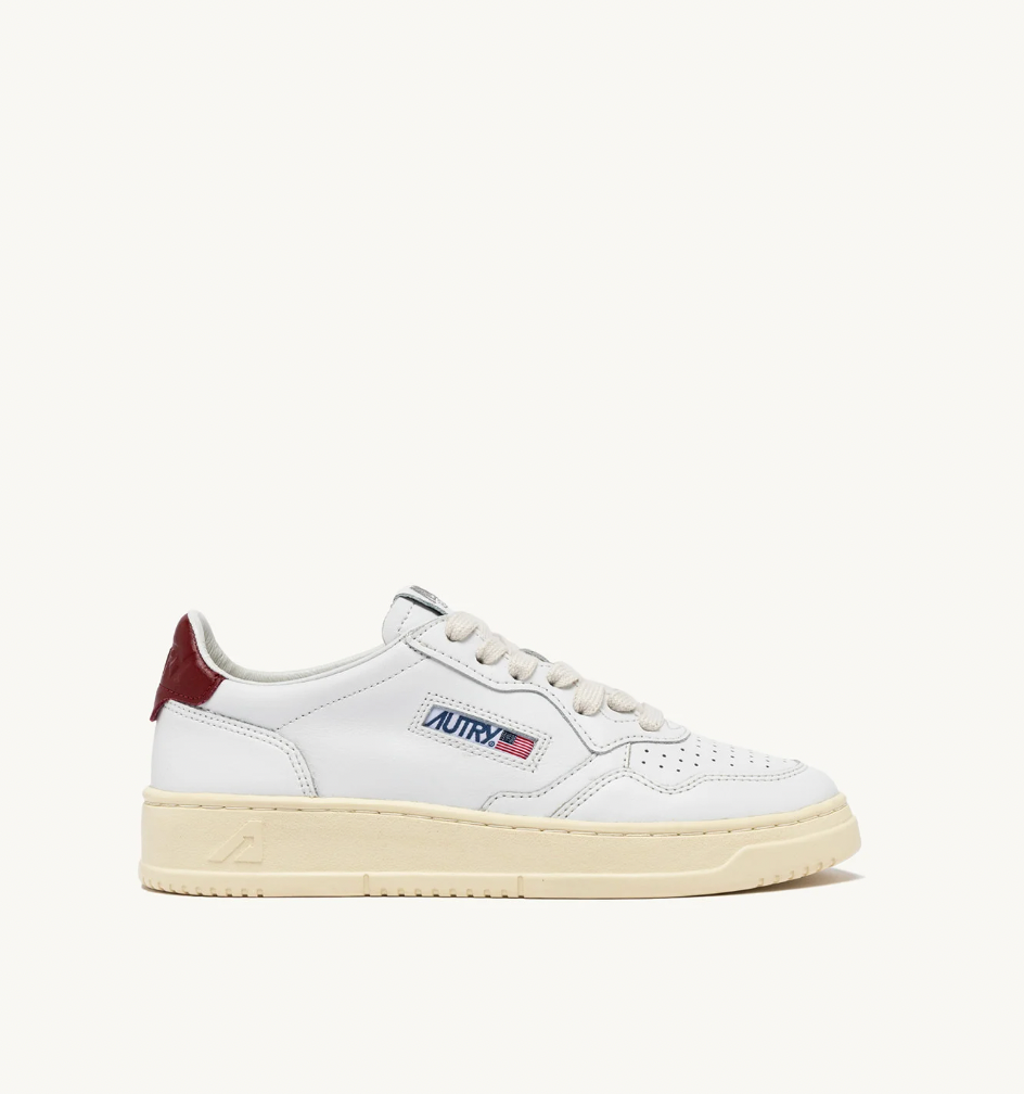 Zapatilla Autry Medalist Low - White/Syrah Leather