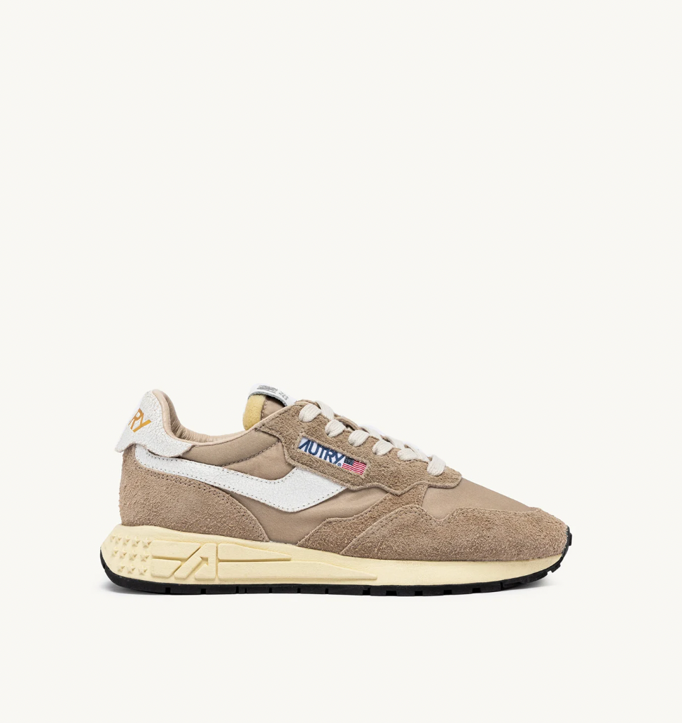 Zapatilla Autry Reelwind Low Sneaker - Pepper And White Suede And Nylon