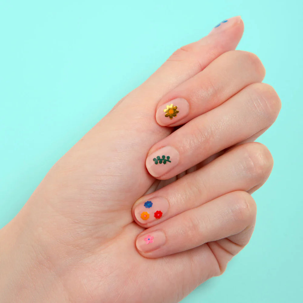 Flower Nail Sticker Art