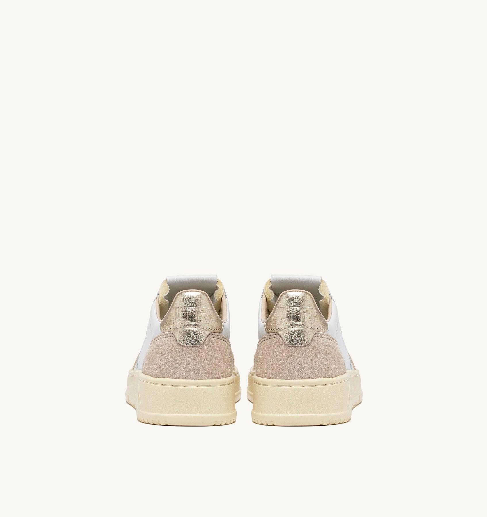 Zapatilla Autry Medalist Low Man Leather/Suede - White/Gold