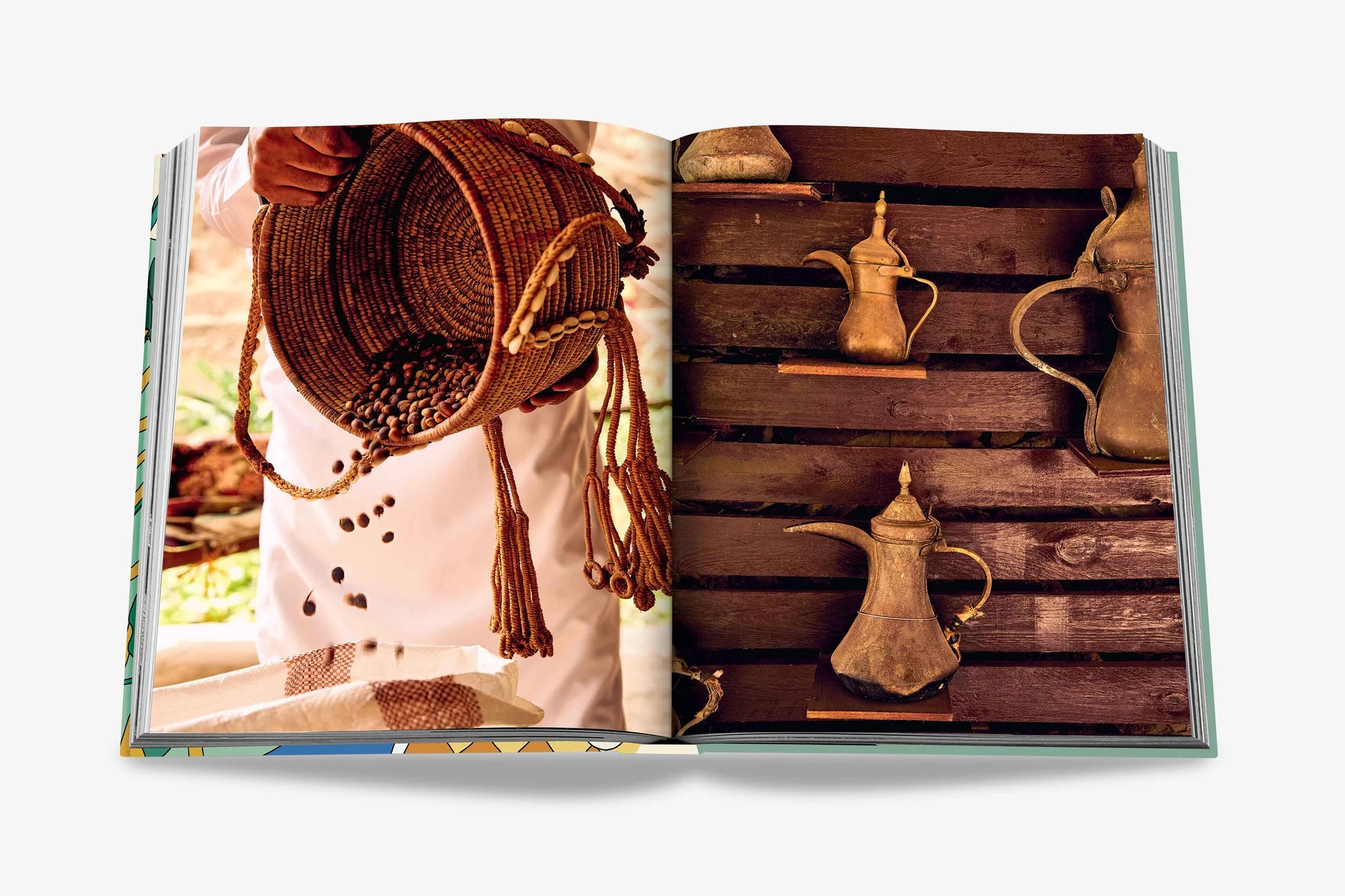 Libro Assouline Saudi Coffee: The Culture Of Hospitality