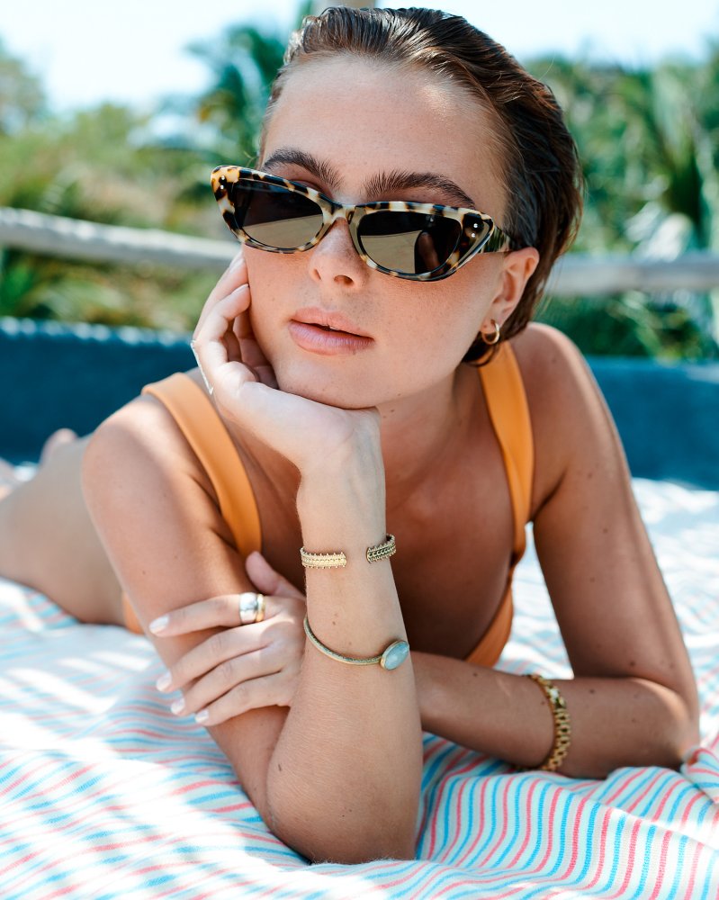 Astrid - Snow Tort / Smoke Polarized Lens