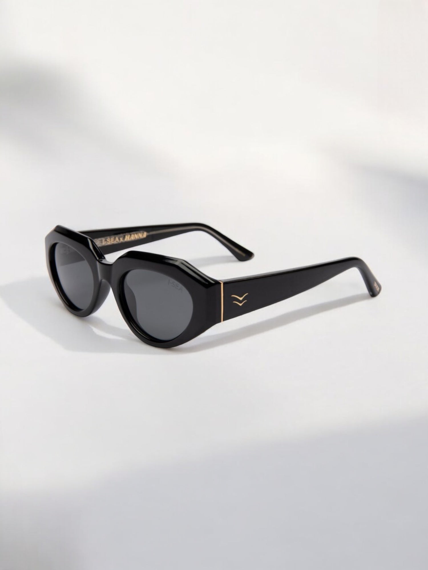 Hanna - Caviar / Smoke Polarized Lens