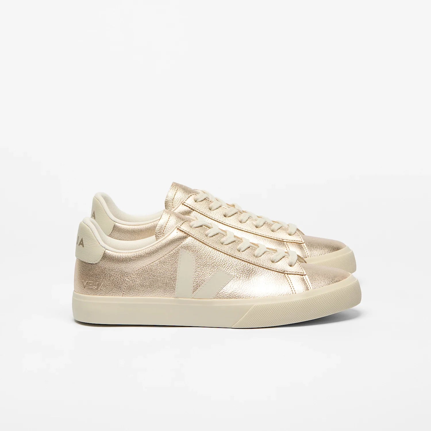 Zapatilla Veja Campo Mujer Cuero - Platino / Piedra