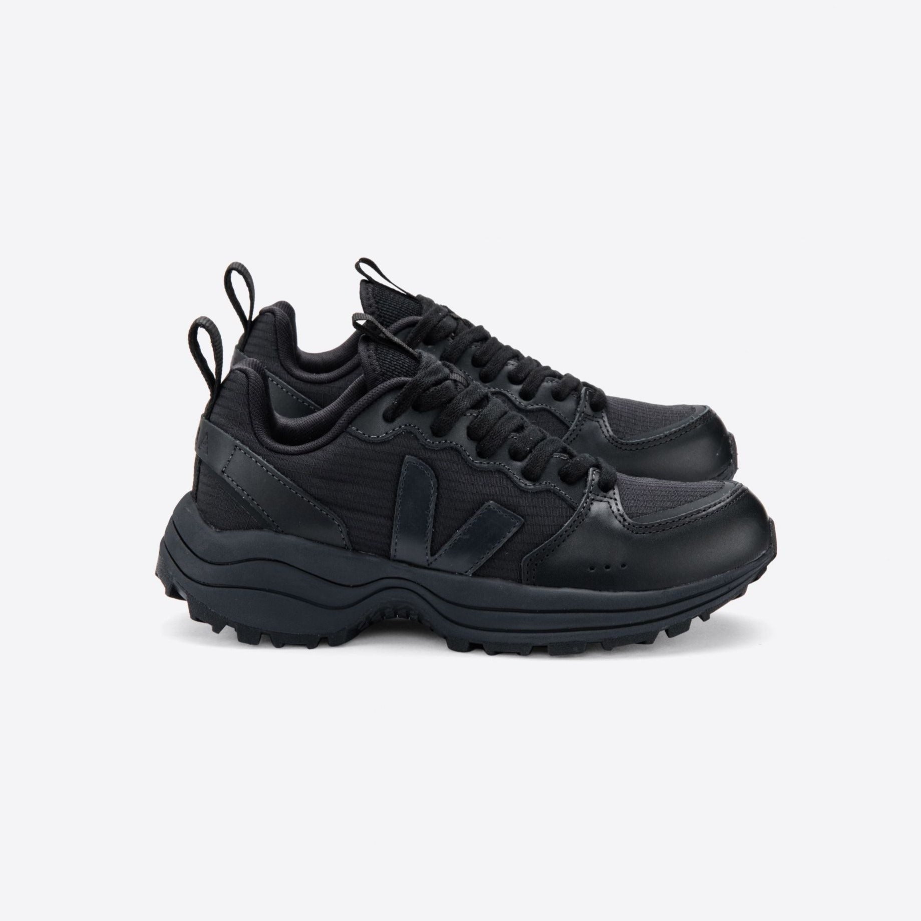 Zapatilla Veja Venturi Ripstop Black