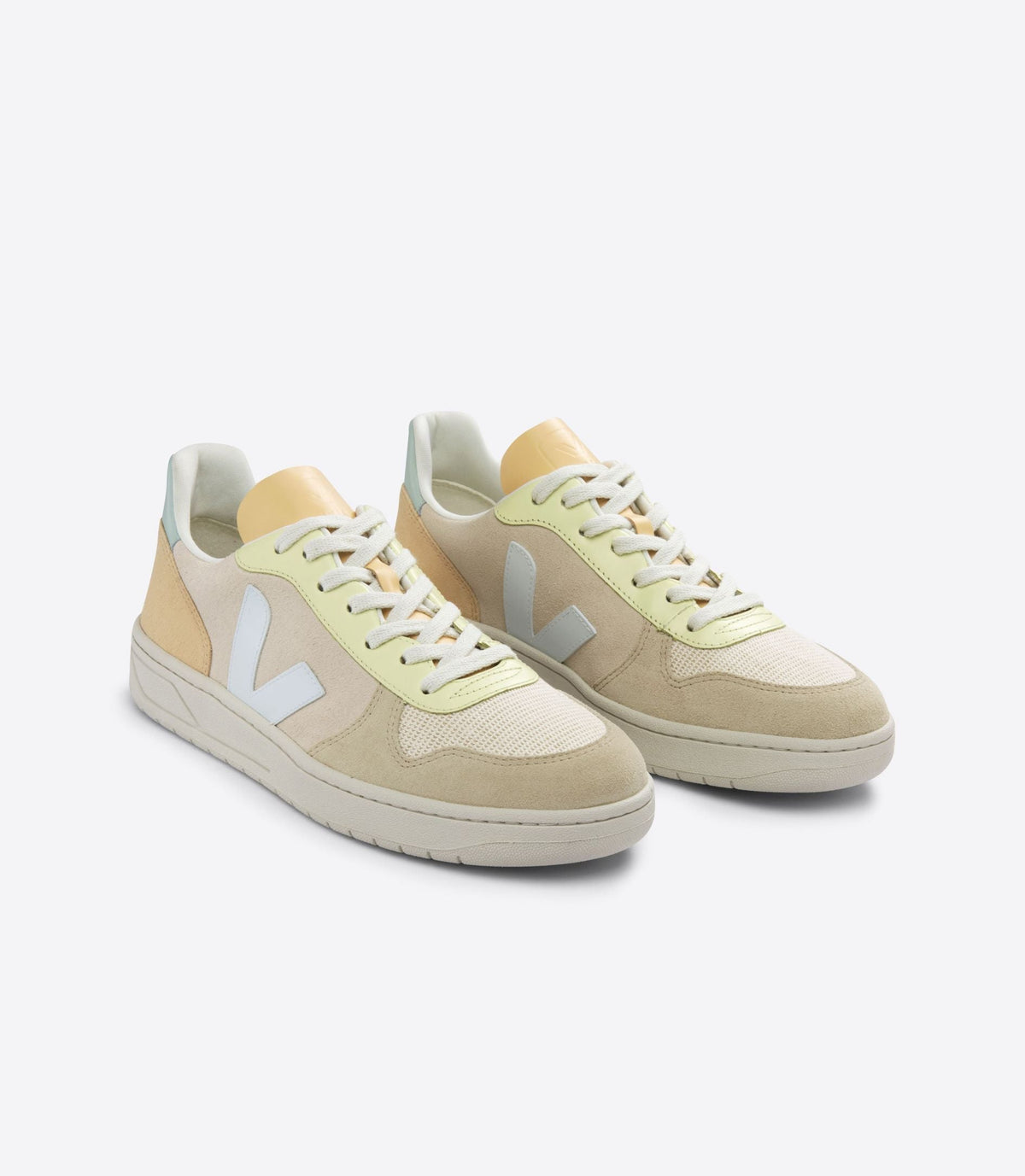 Zapatilla Veja V-10 Suede Sable Menthol Multico