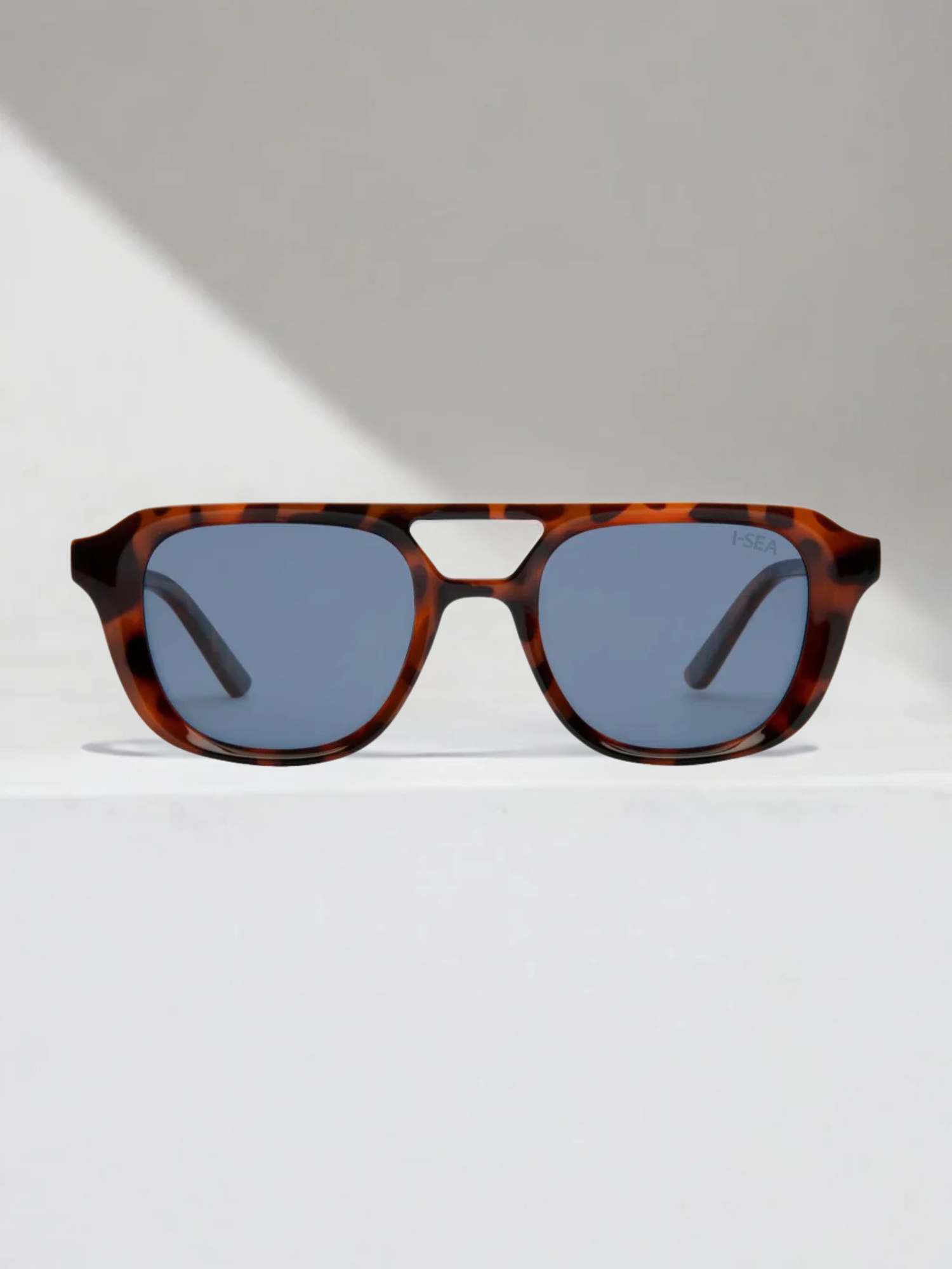 Ruby - Tort / Navy Polarized Lens