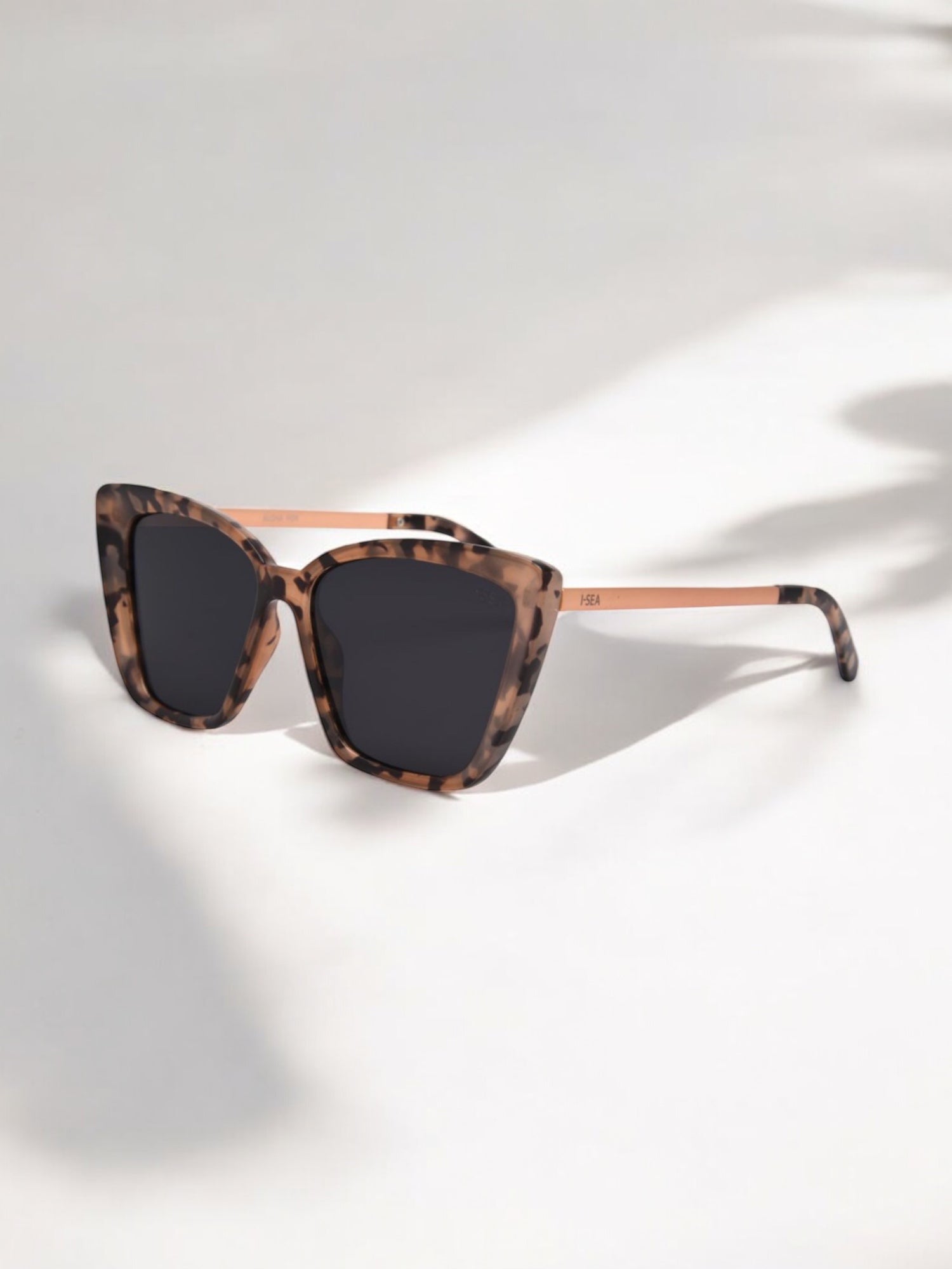 Aloha Fox - Blonde Tort / Smoke Polarized Lens