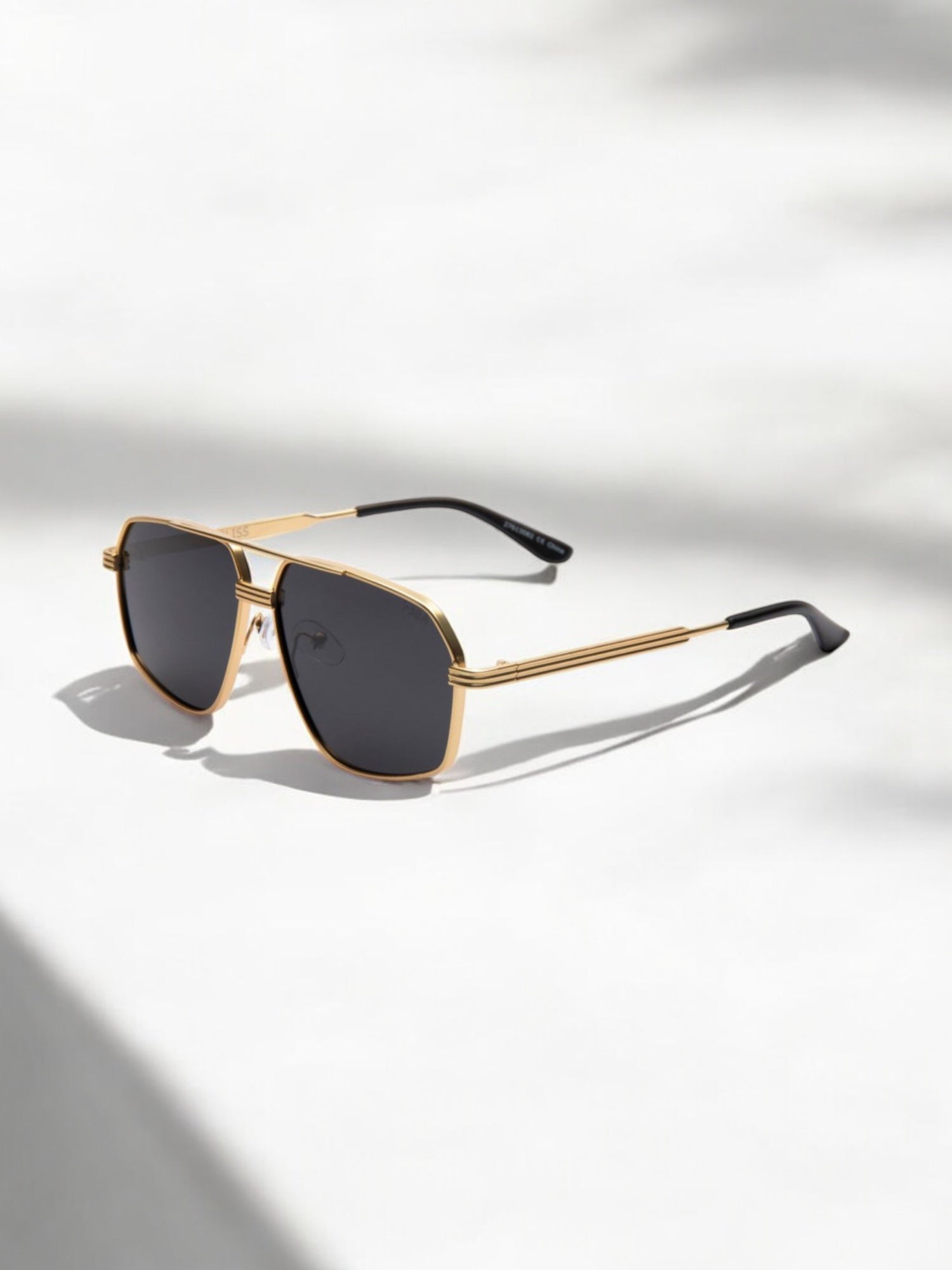 Bliss - Gold / Smoke Polarized Lens