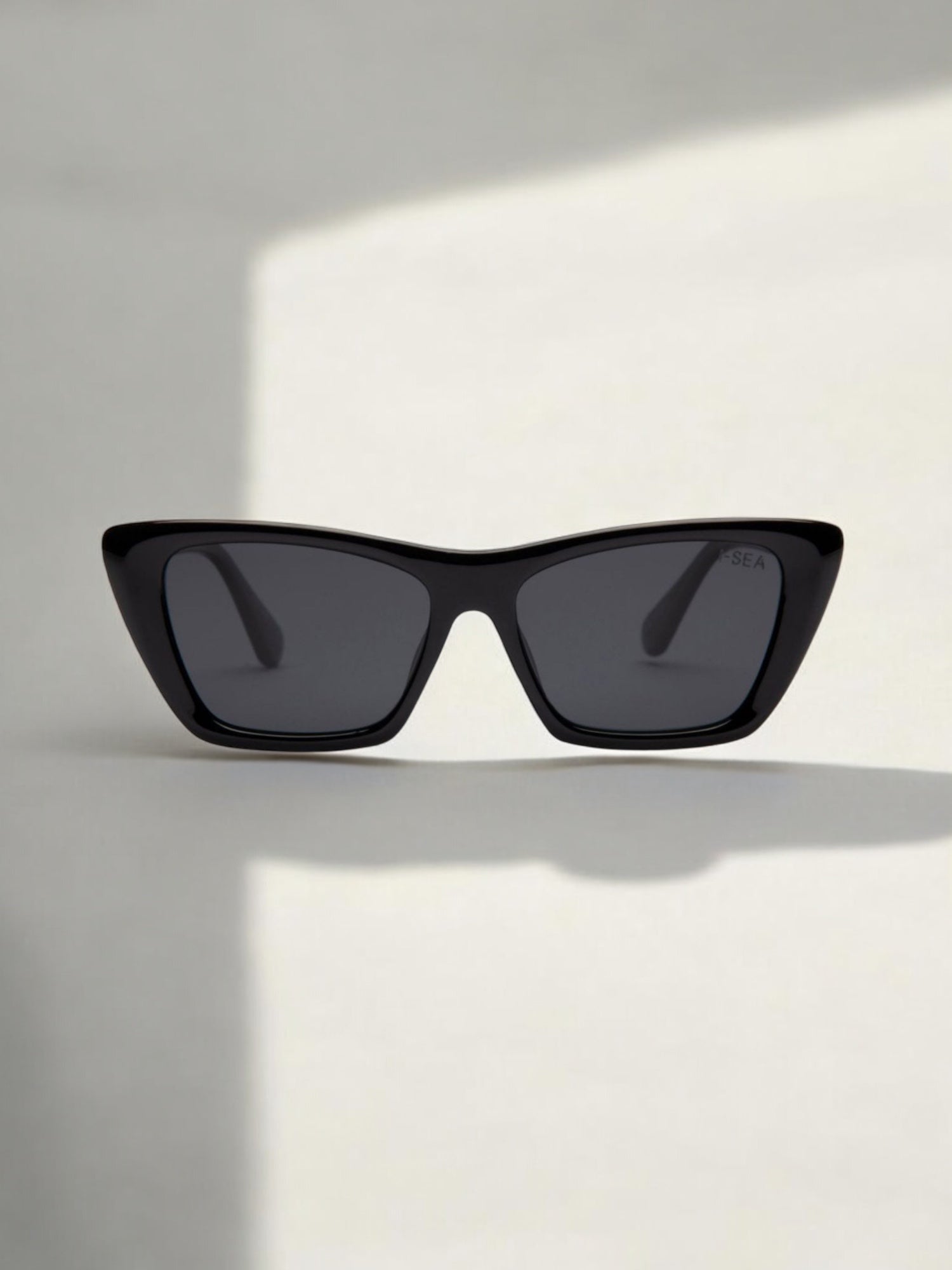 Cate - Black / Smoke Polarized Lens
