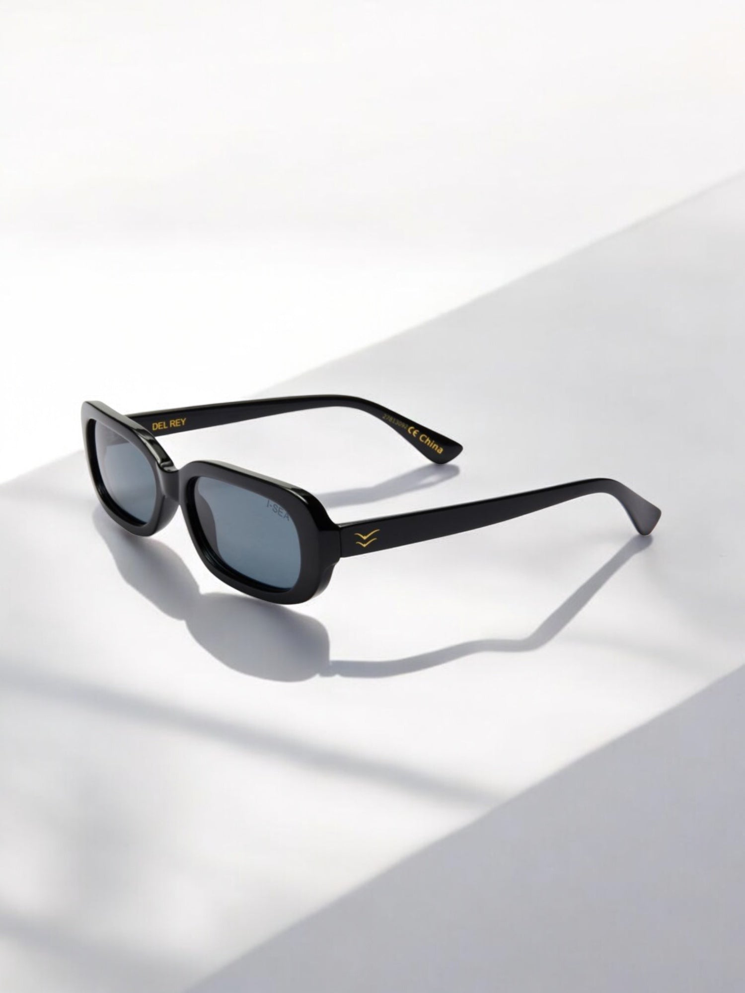 Del Rey - Black / Smoke Lens Polarized