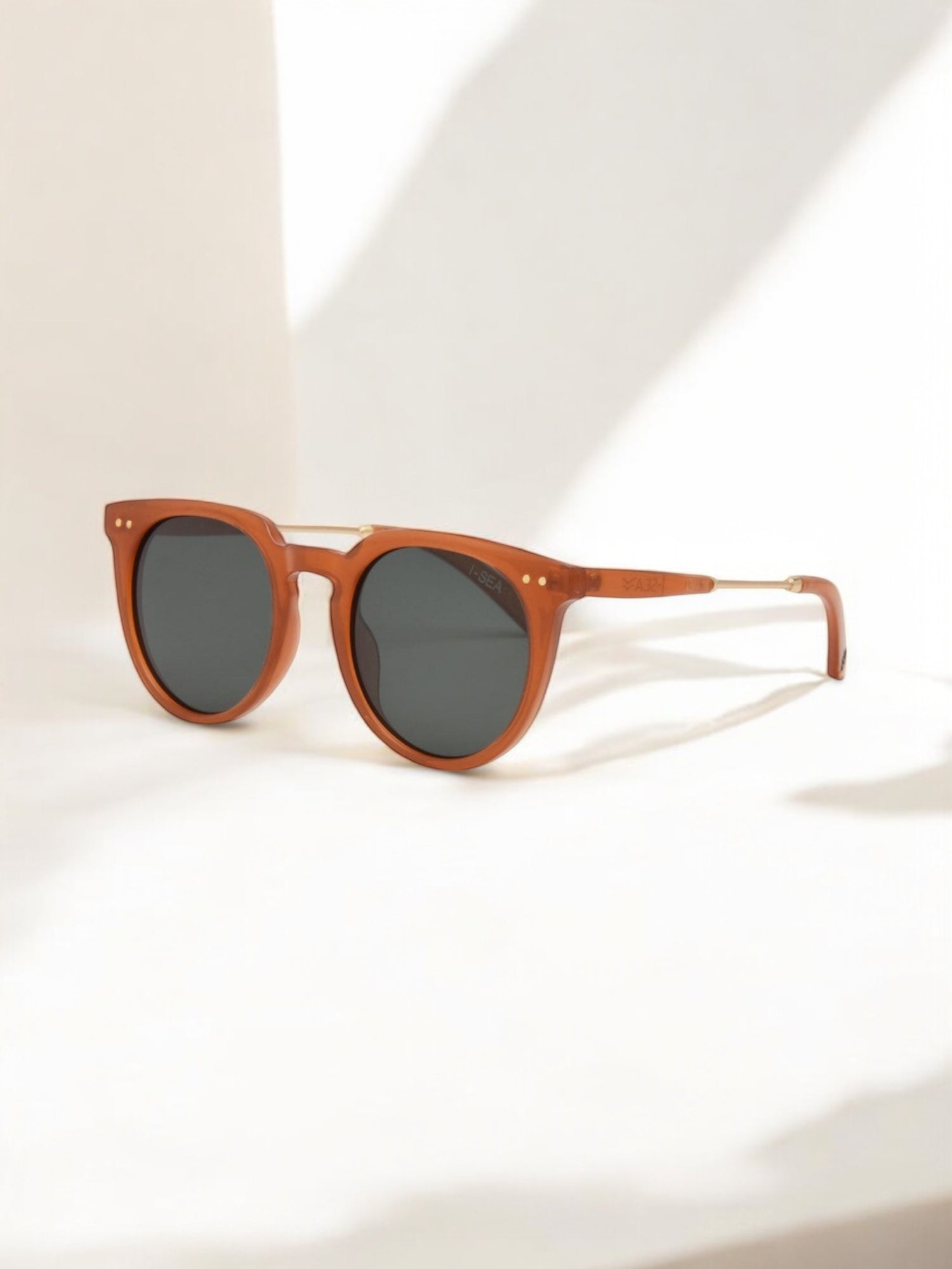 Ella - Maple / Green Polarized Lens
