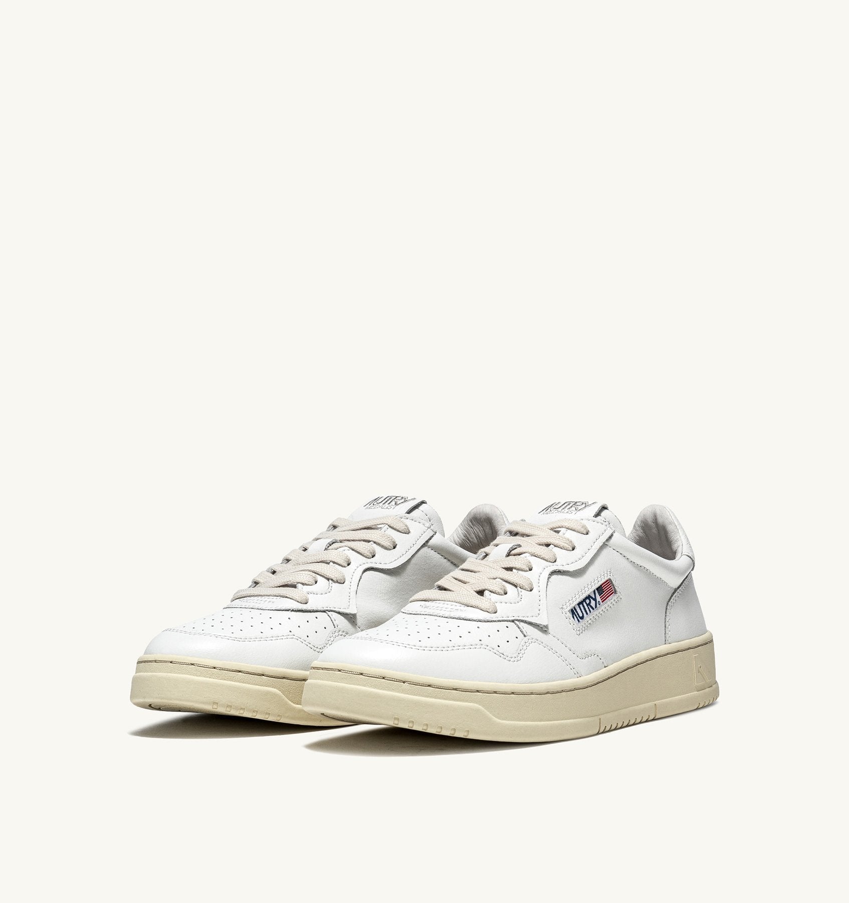 Medalist Low Man Leather/Leather - White/White