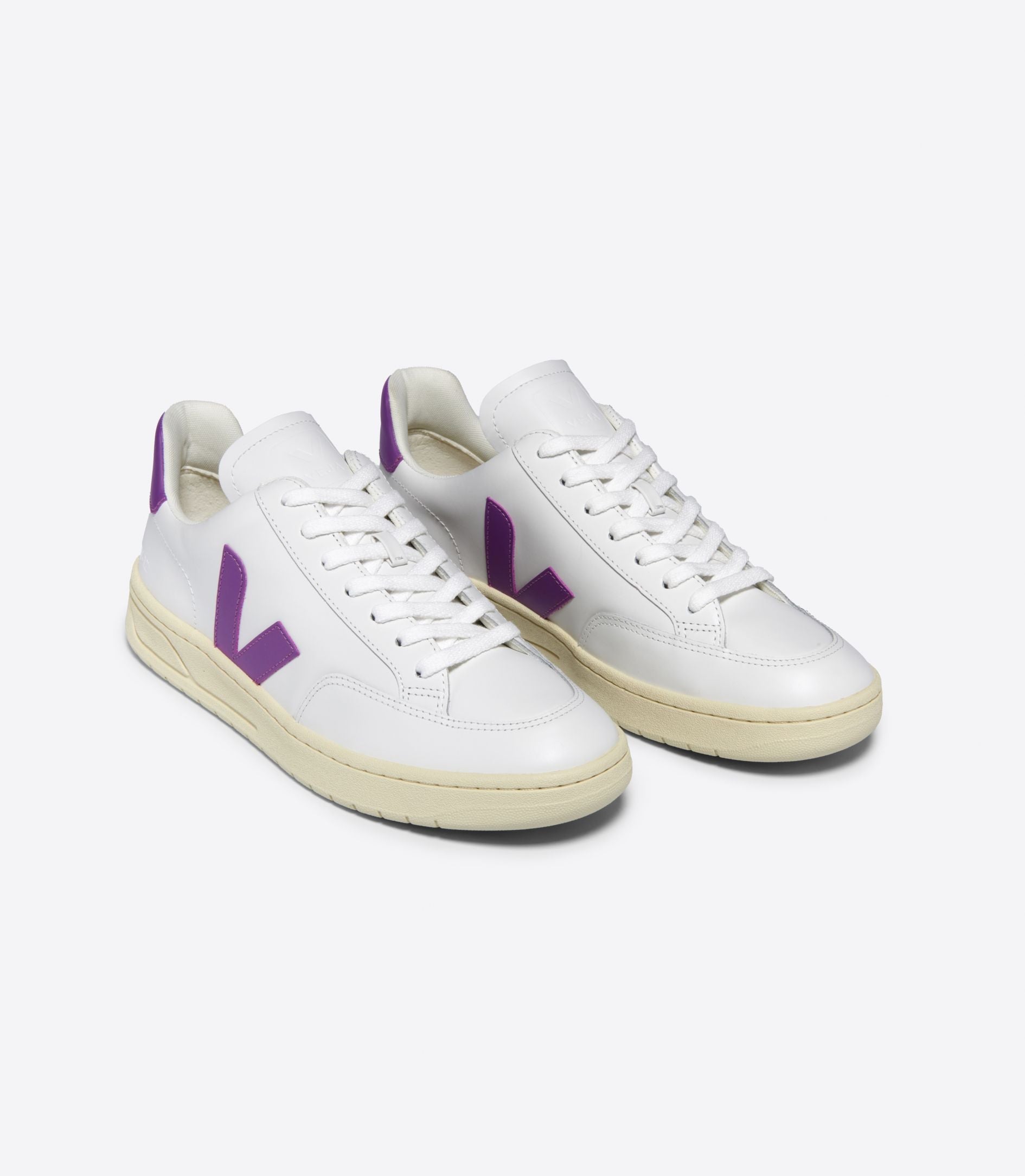 Zapatillas Veja V-12 - White Comsos
