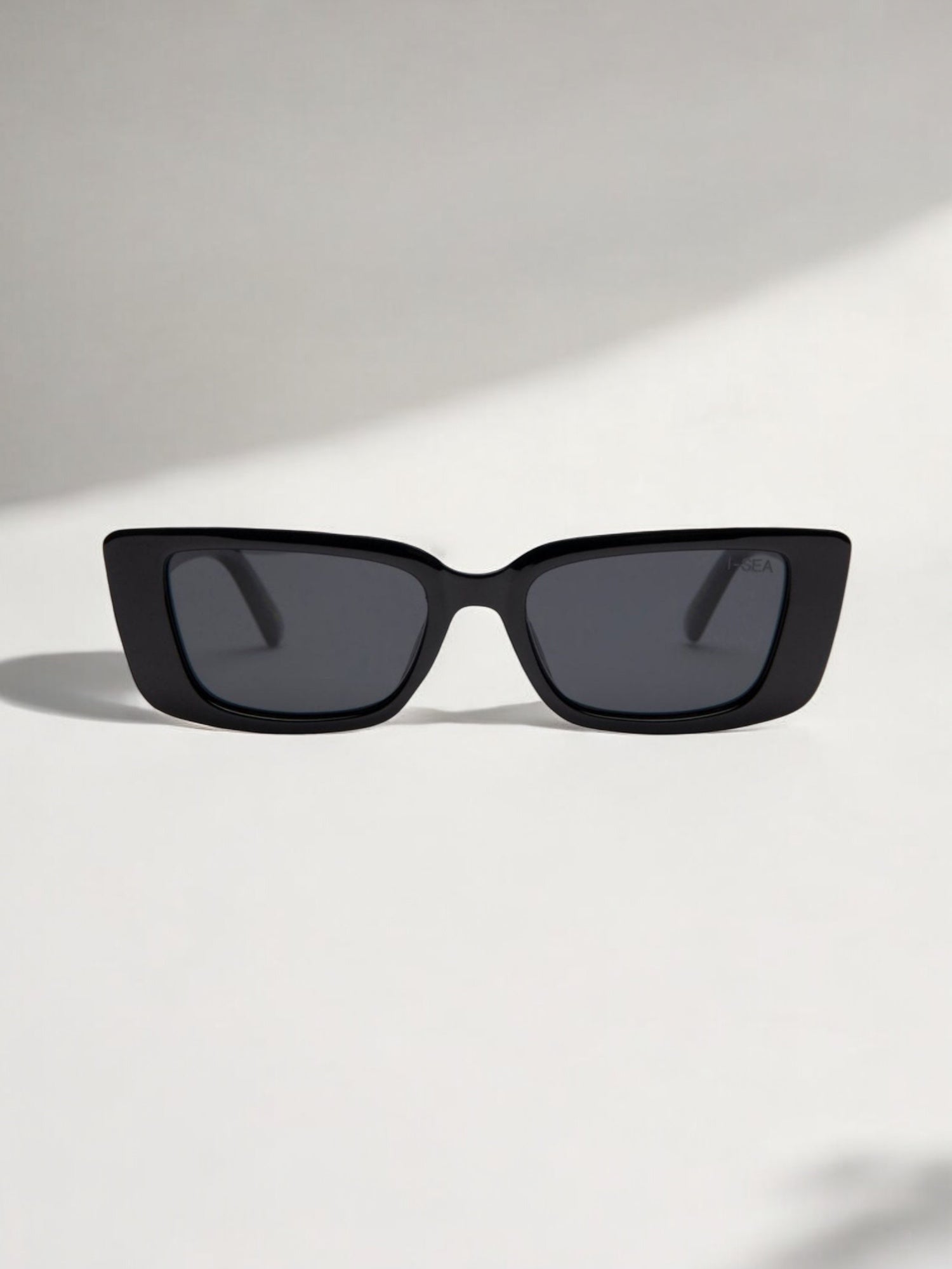 Miley - Black / Smoke Polarized Lens