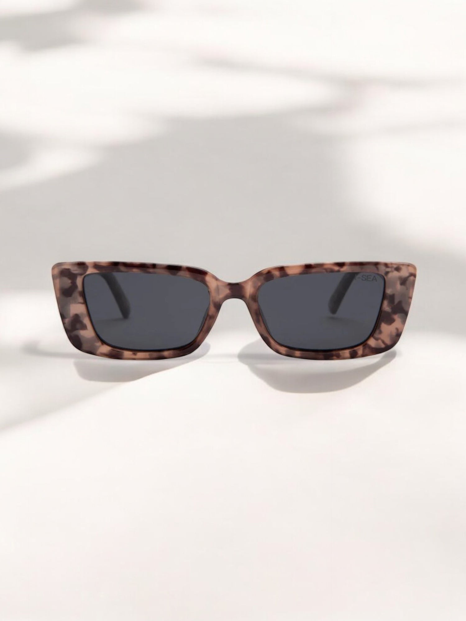 Miley - Blonde Tort / Smoke Polarized Lens