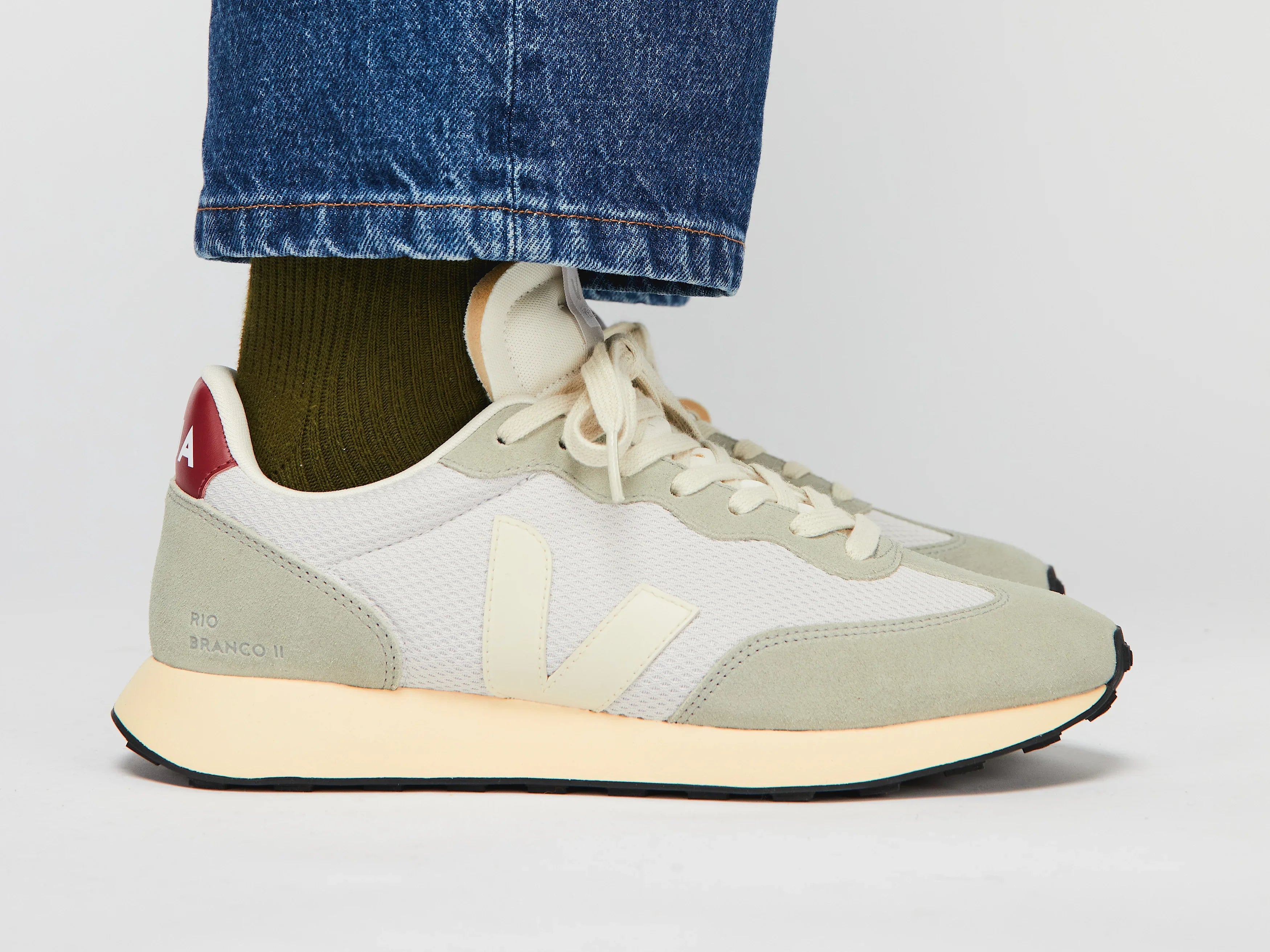 Zapatilla Veja Rio Branco II Alveomesh - Light Gray / Pierre Marsala