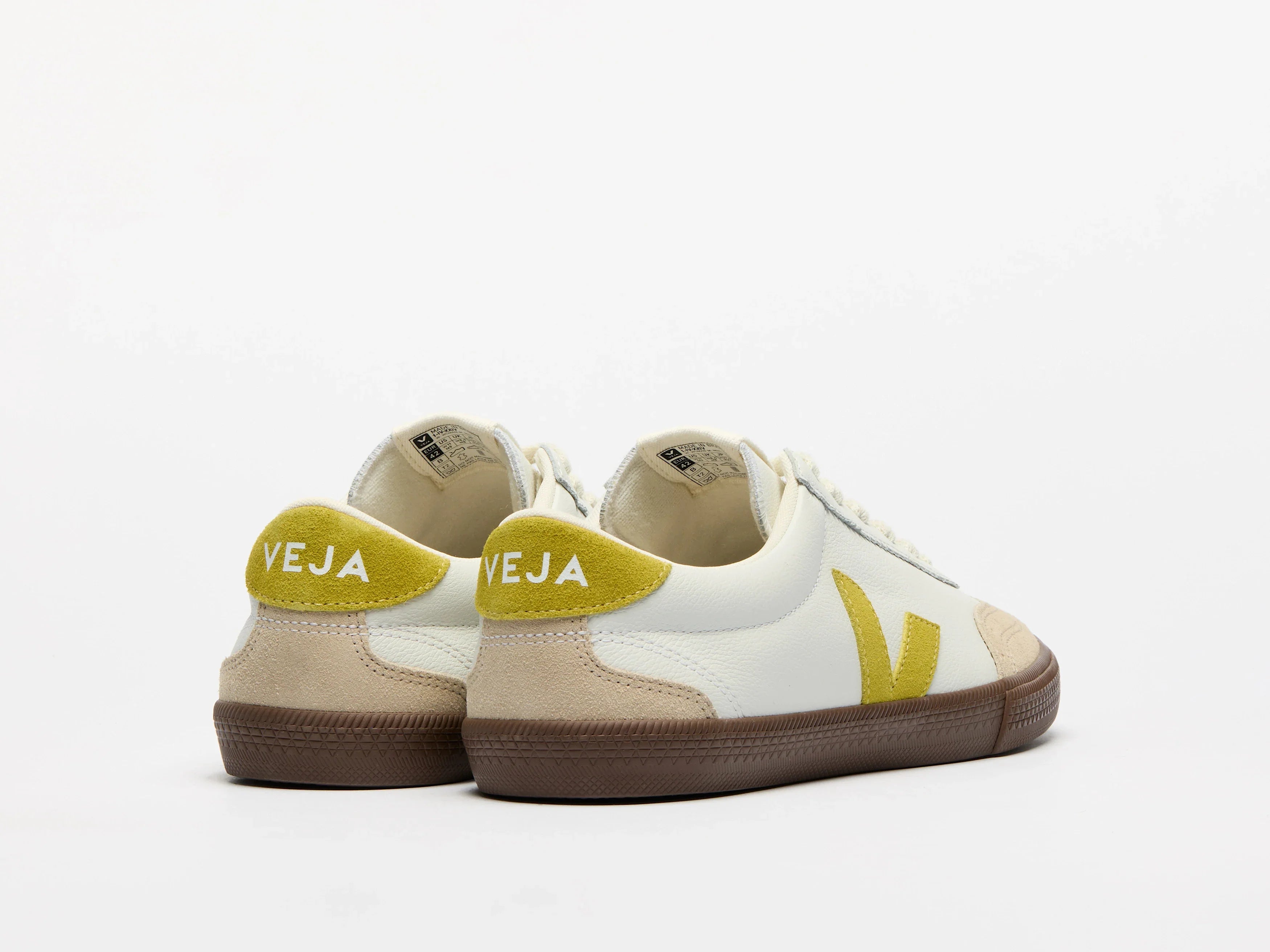 Volley Leather White Liqour Bark