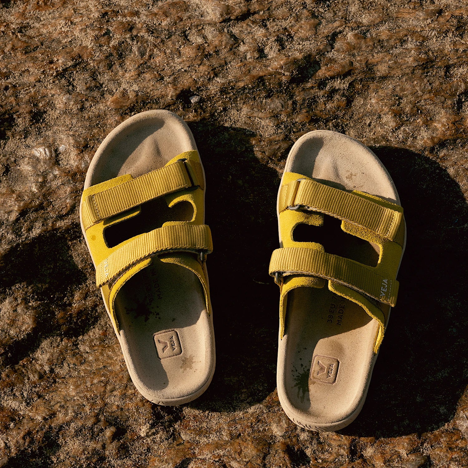 Sandalia Arpoador Gamuza - Liquor Ocre
