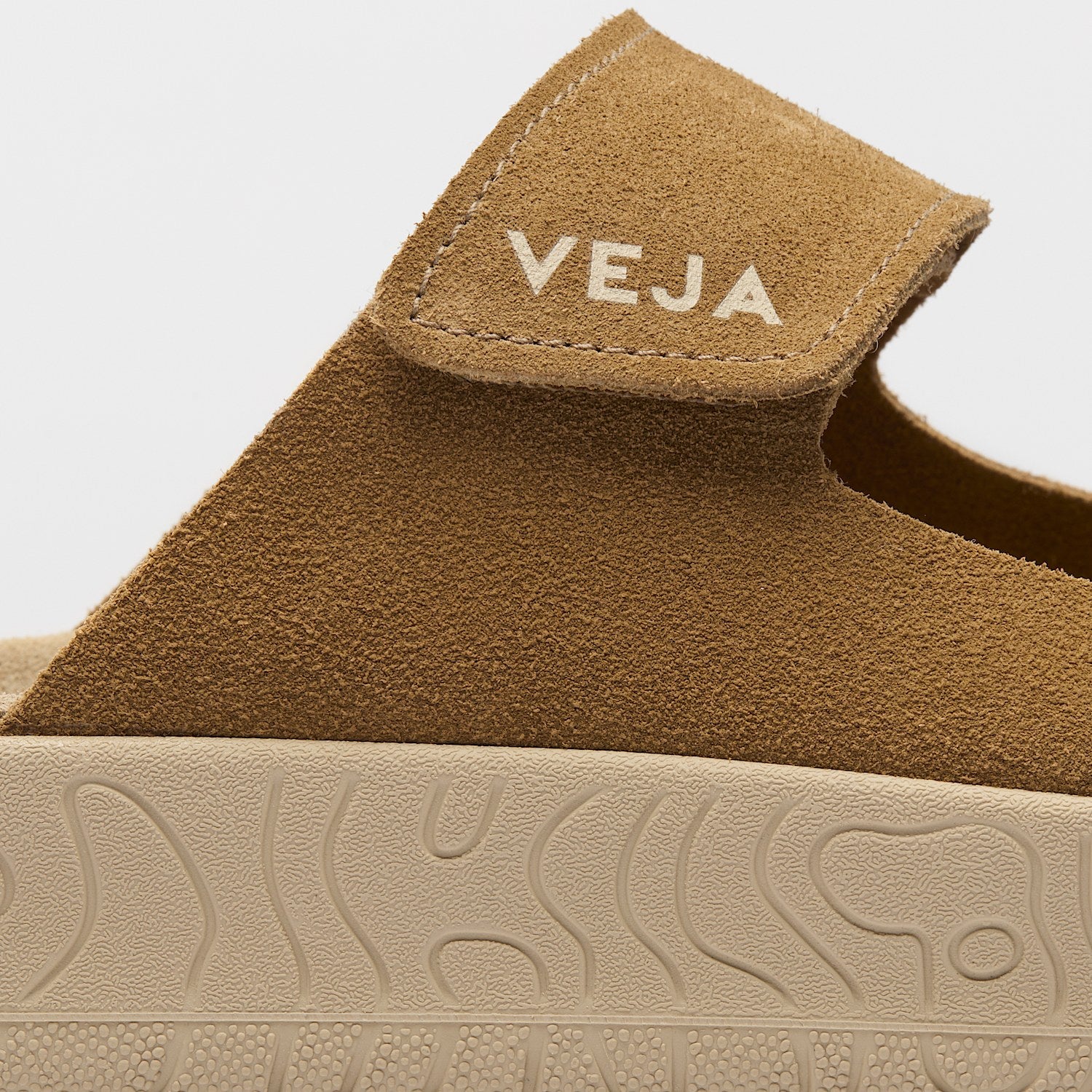 Sandalia Etna Gamuza - Almond