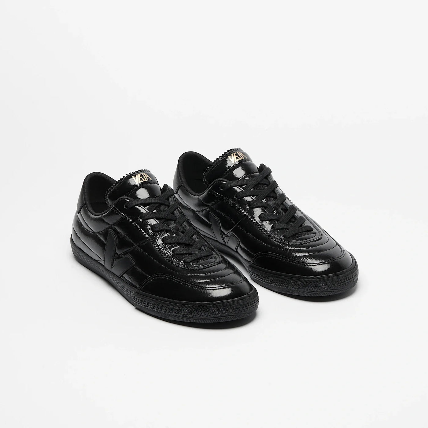 Zapatilla Veja Panenka Mujer Charol - Negro