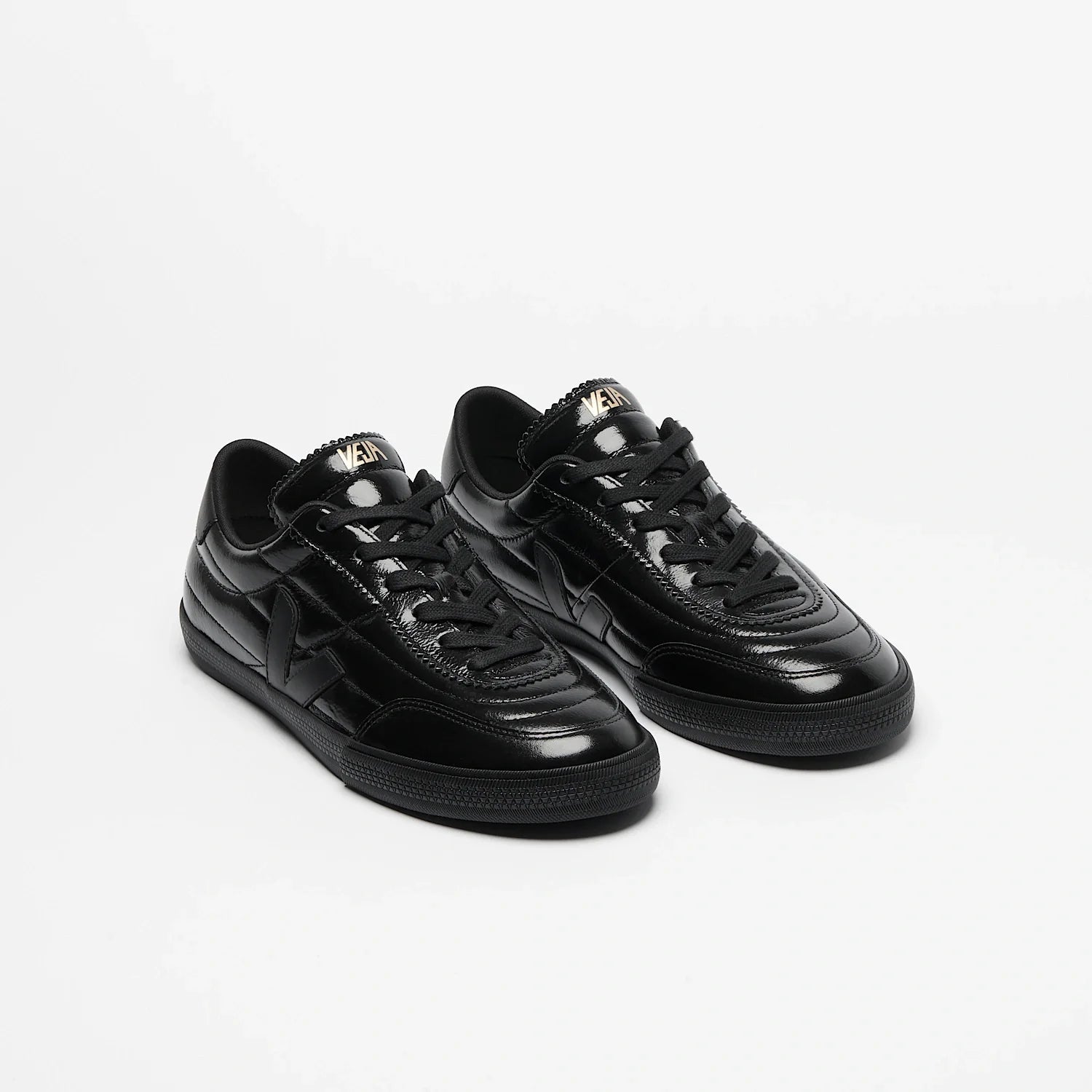 Zapatilla Veja Panenka Mujer Charol - Negro