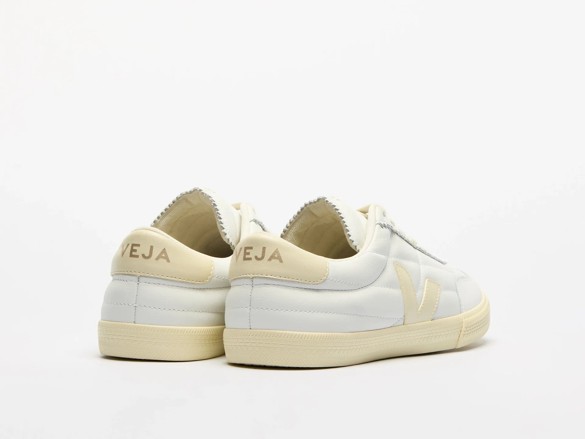 Zapatillas Veja Panenka Leather - White Calcaire