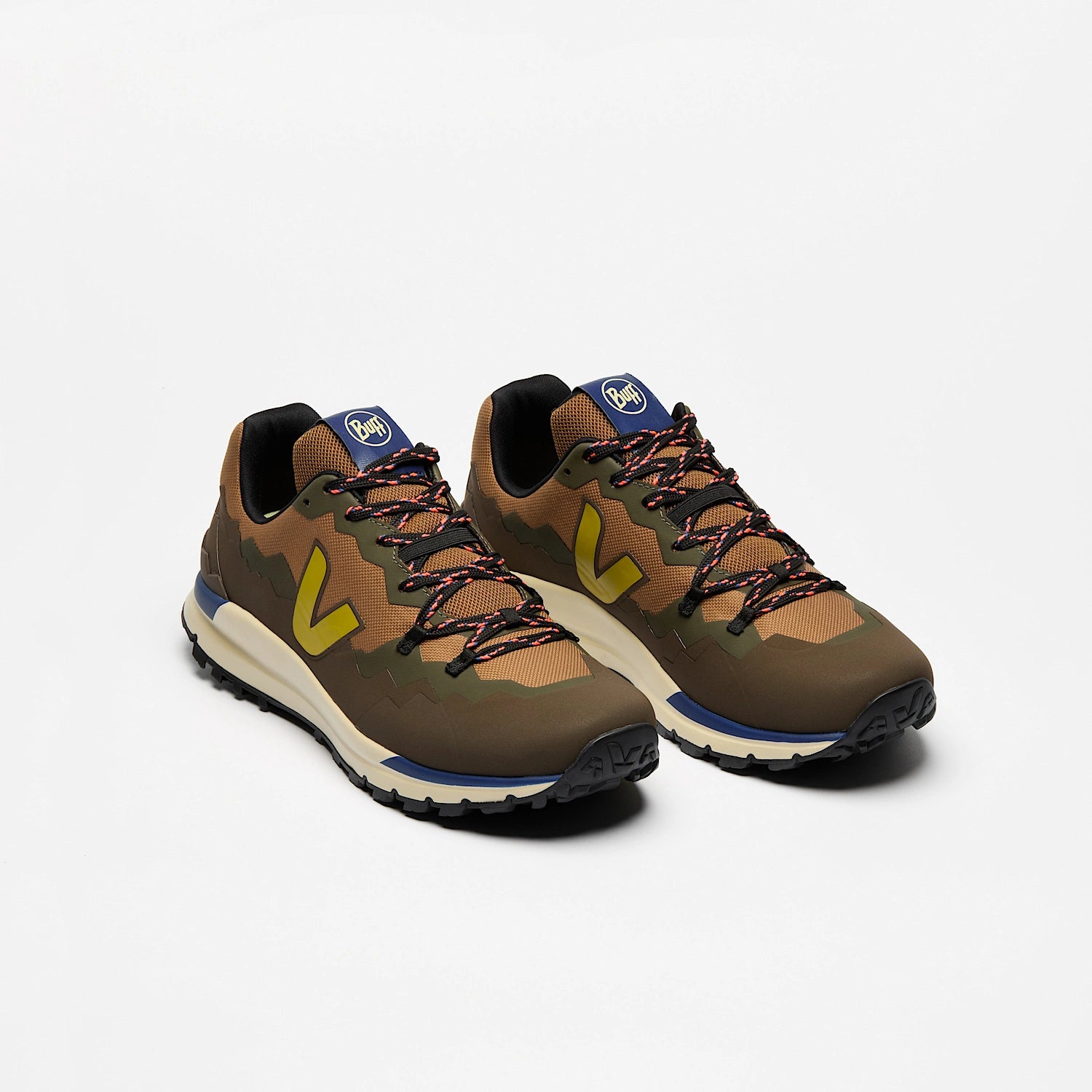 FITZ ROY TREK-SHELL VEJA X BUFF® TERRA LIQUOR