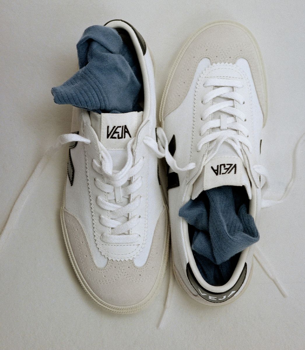 Zapatillas Veja Volley Canvas White Black Hombre