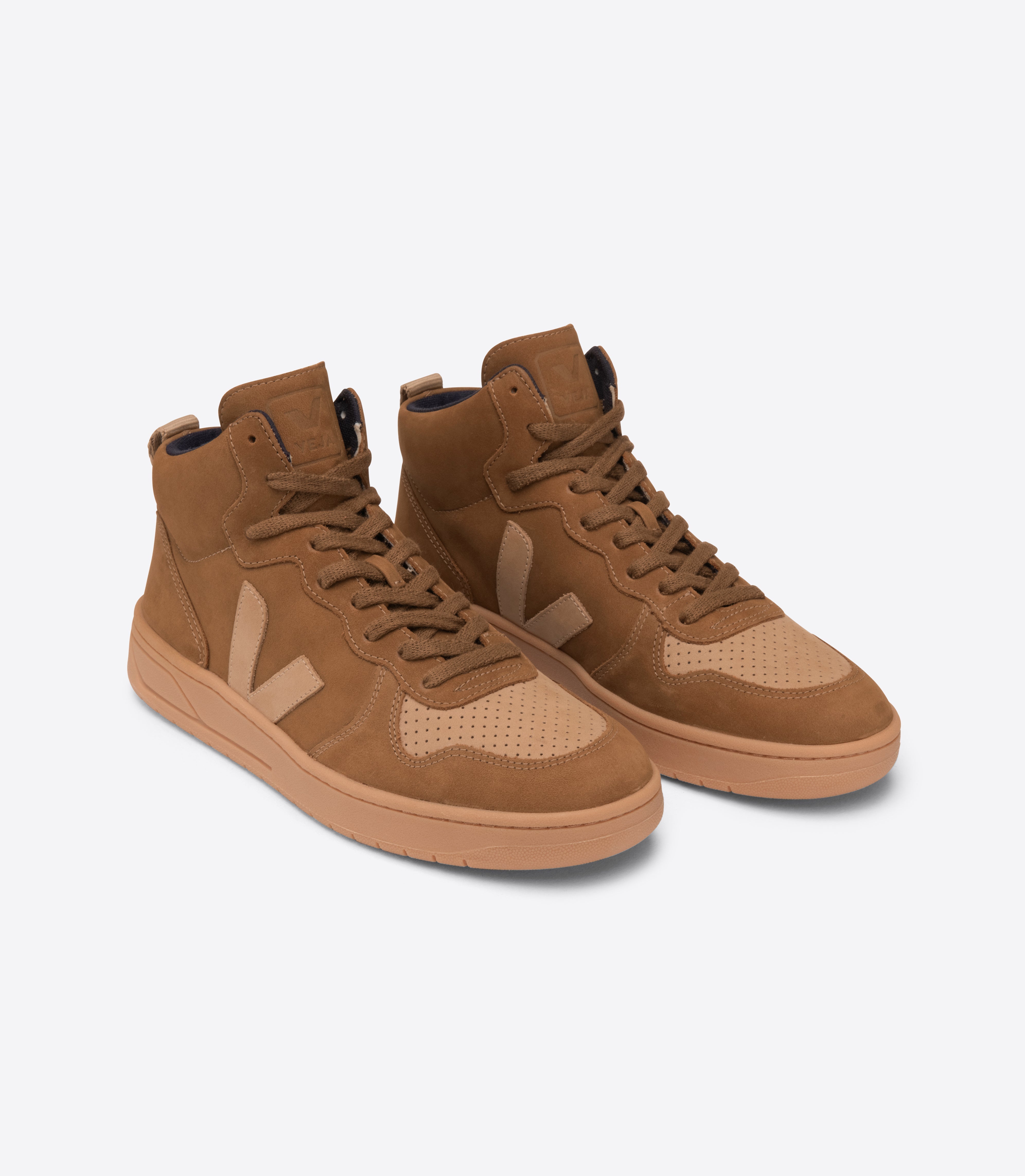 Zapatilla Veja V-15 Nubuck Camel Desert